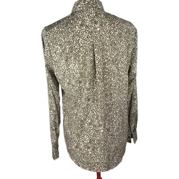 đť…şH&M Brown Animal Print Button Down Shirt Long Sleeve Wrists Buttoned Size 2 - Picture 2 of 9